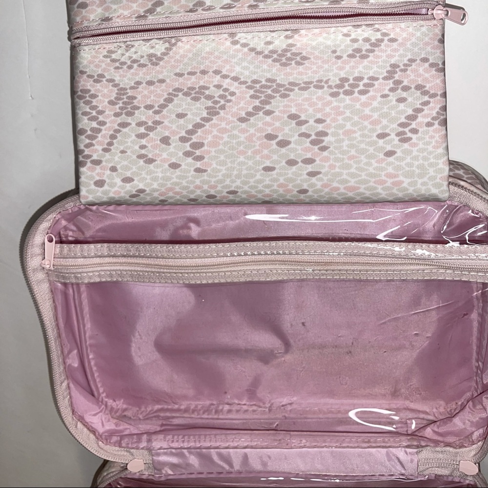 Make up pouch - Picture 9 of 9